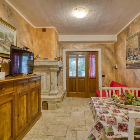 Tenuta Di Litiano شقة
