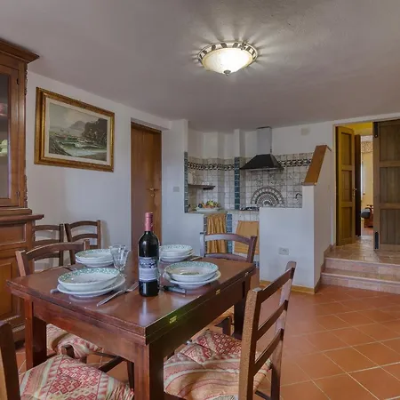 شقة Tenuta Di Litiano