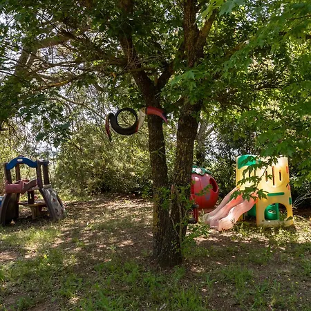 Tenuta Di Litiano شقة