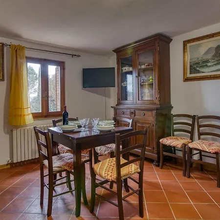 شقة Tenuta Di Litiano